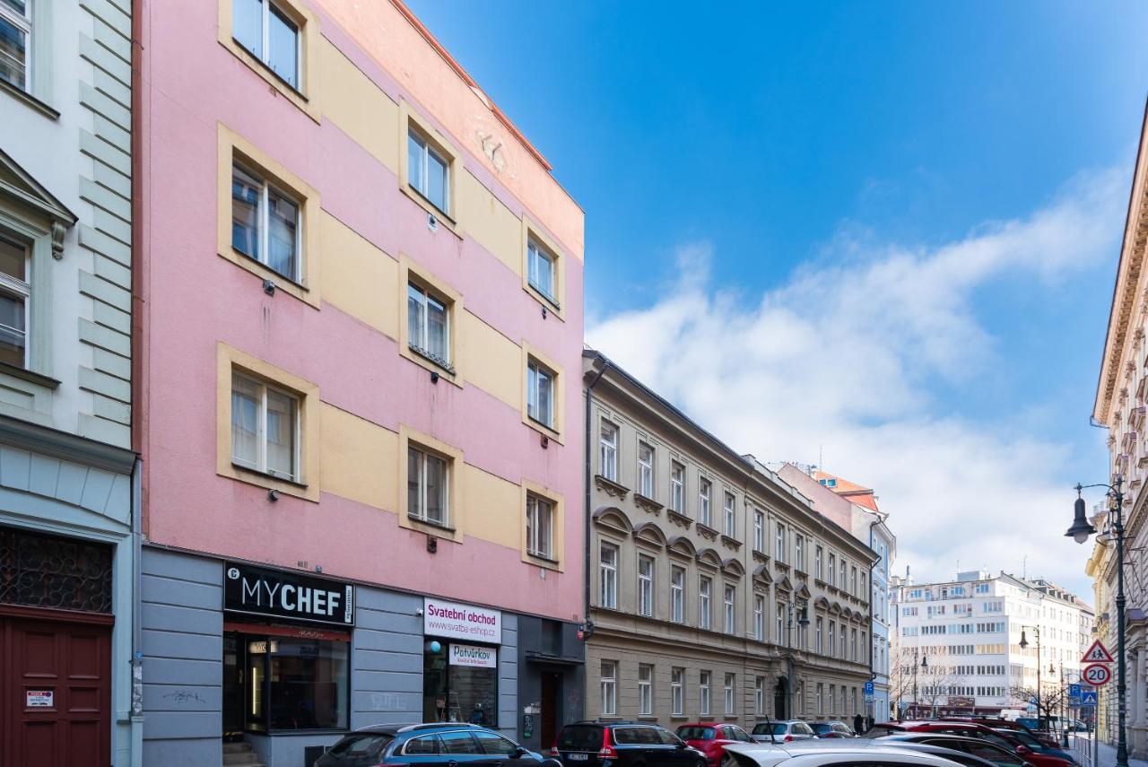Crystal Apartment Prag Exterior foto